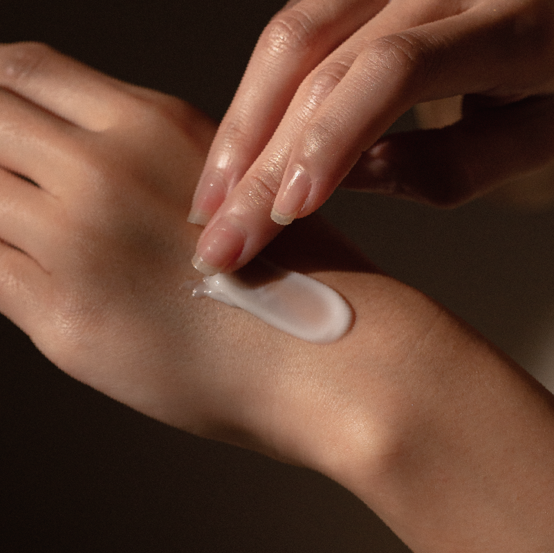 ARTiS di Voce HYDRATING HAND CREAM - SANTALUM