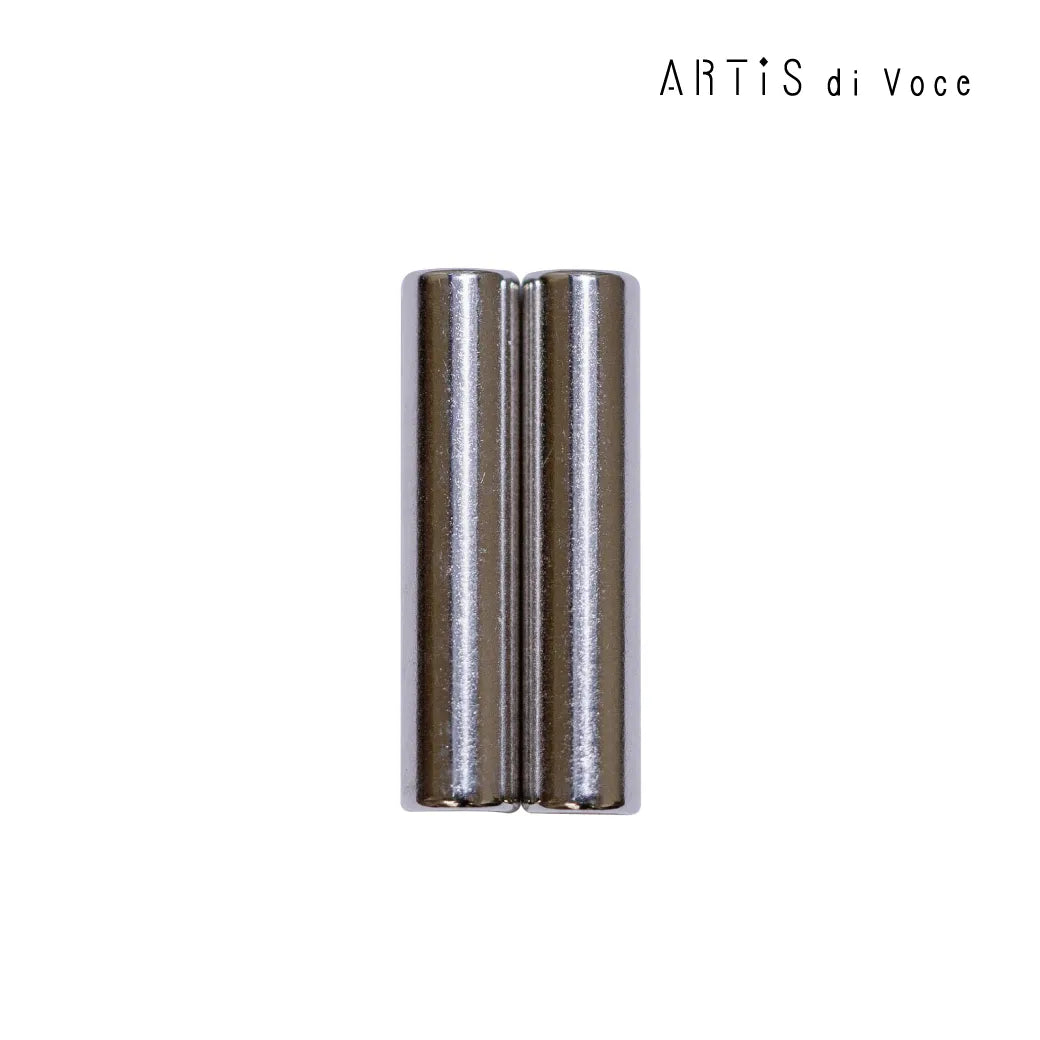 Dual-Ended Magnet Stick for Cat Eye Effects